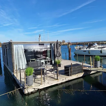 Houseboat Of Grimm Holiday home